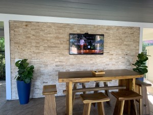 Apartments in Conroe, TX - Cabana with Seating and TV   
